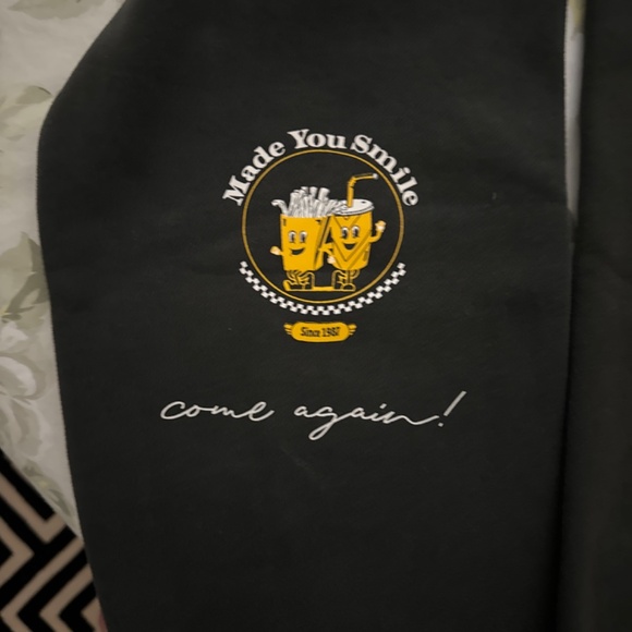 Made You Smile Black Sweatpants - Picture 4 of 7